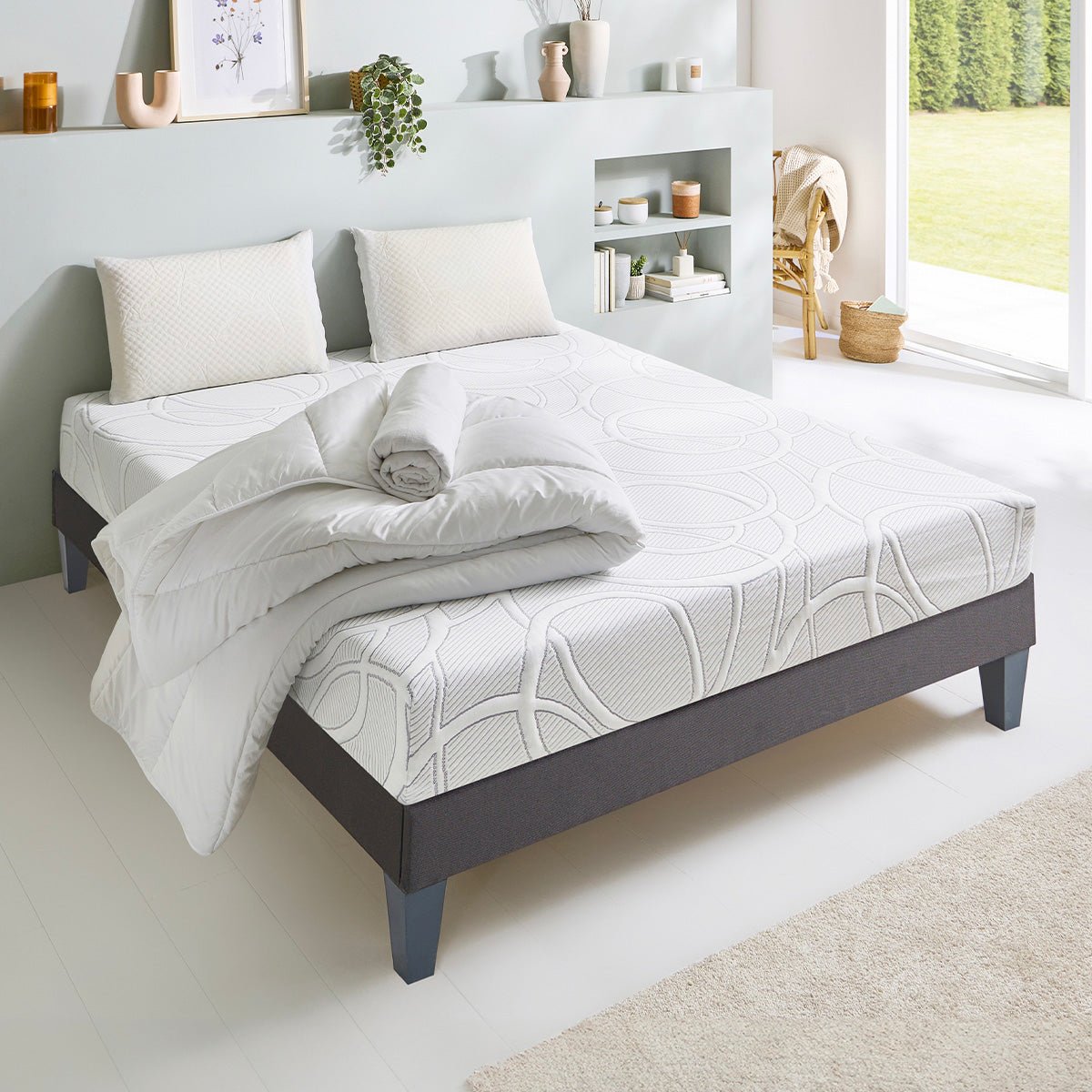 Prêt-à-dormir POSÉIDON avec Sommier, Couette, Oreillers et Protège-matelas blanc, OLYMPE LITERIE