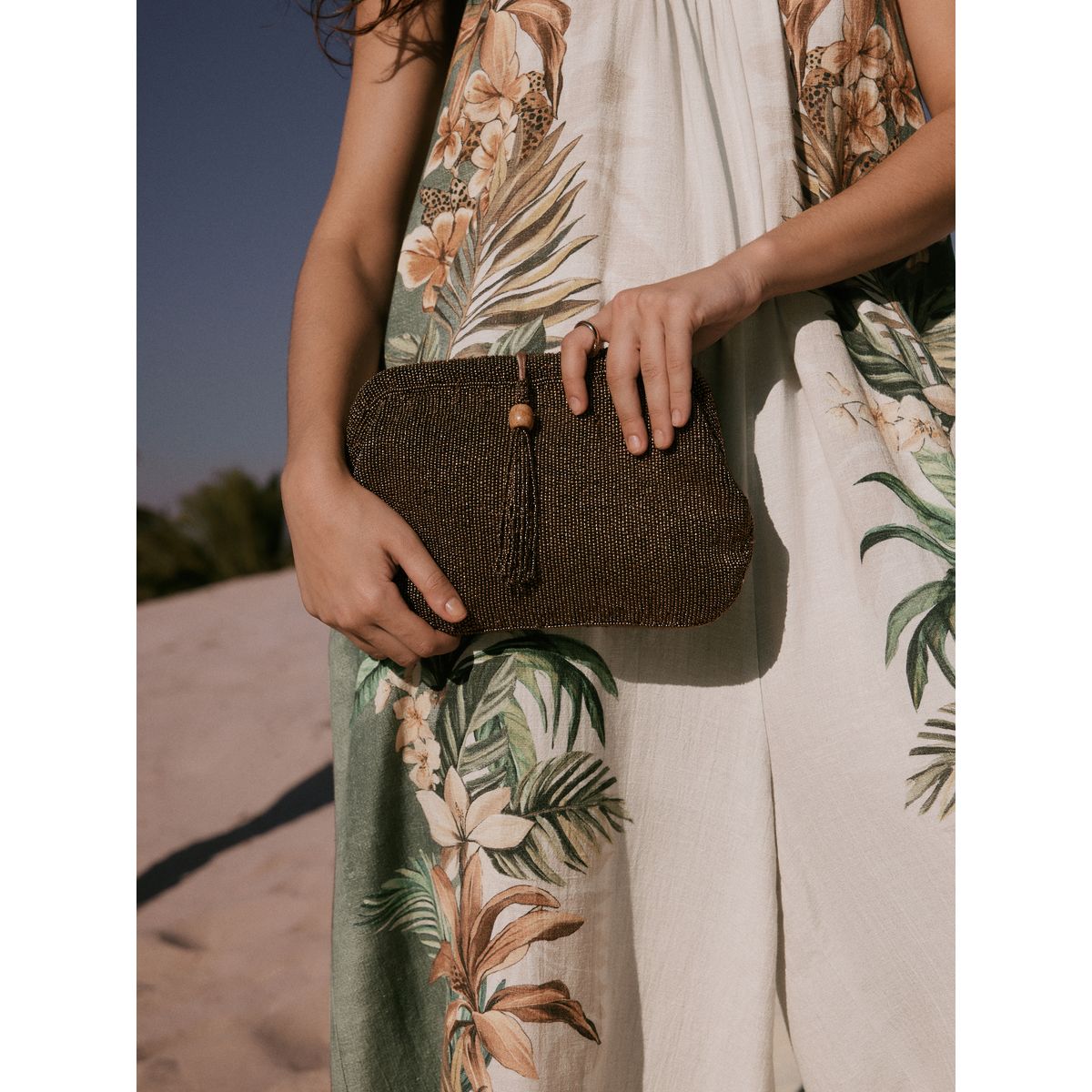 Pochette avec fermoir à ornements doré, NEXT