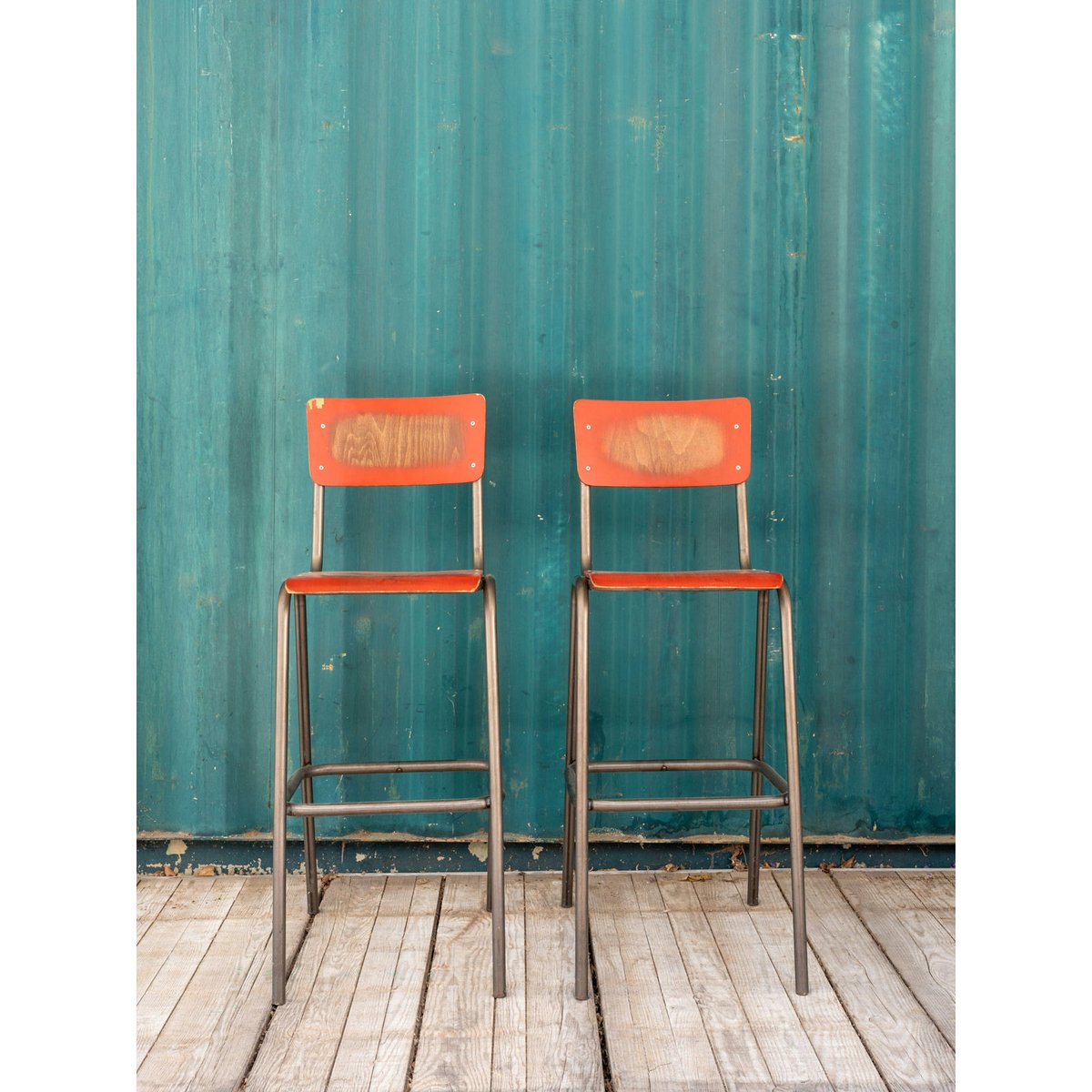 Paire de chaises hautes en bois et métal Alma N°1710 - Bon état gris, DEBONGOUT