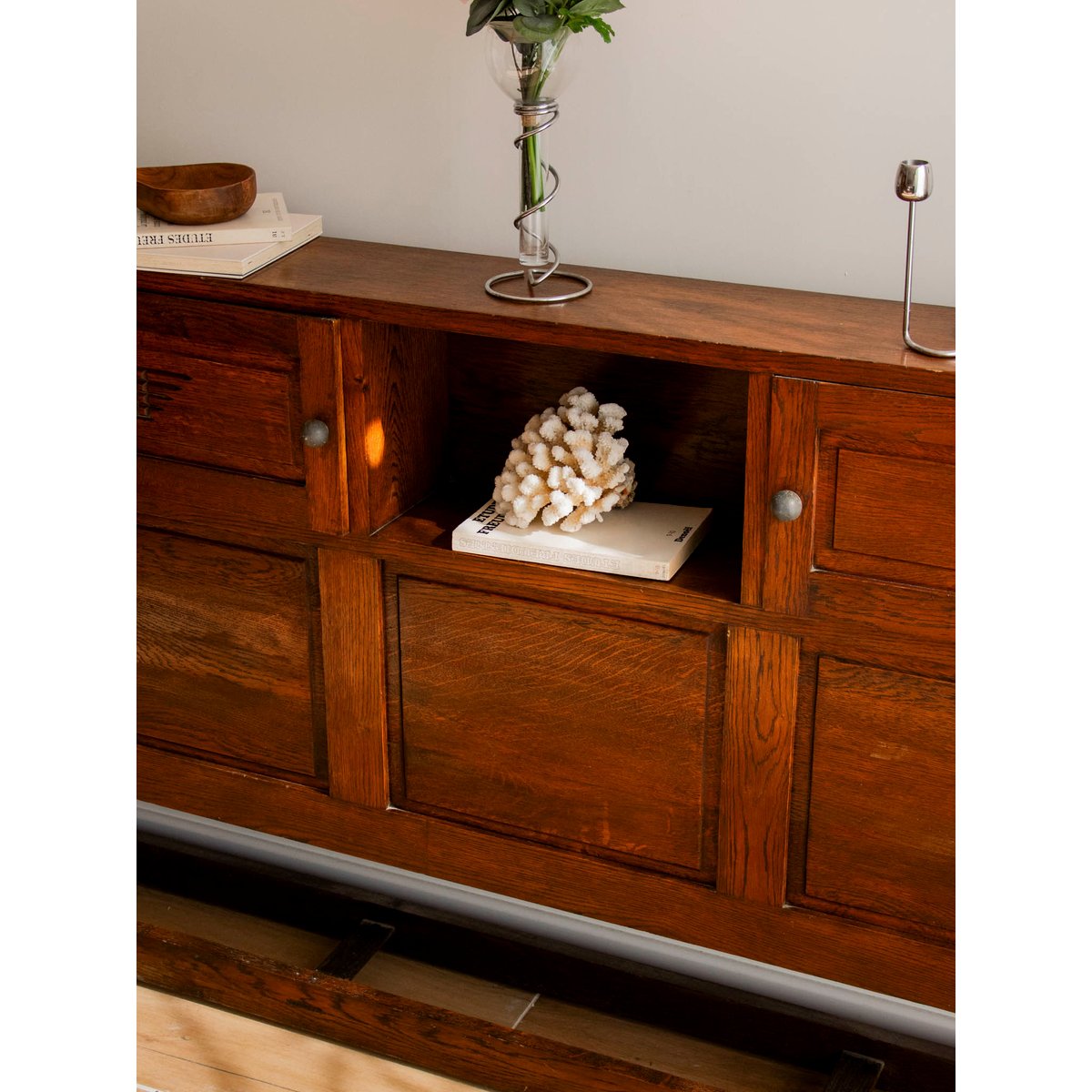 Buffet en bois brut Gilbert N°1822 - Bon état bois foncé, DEBONGOUT