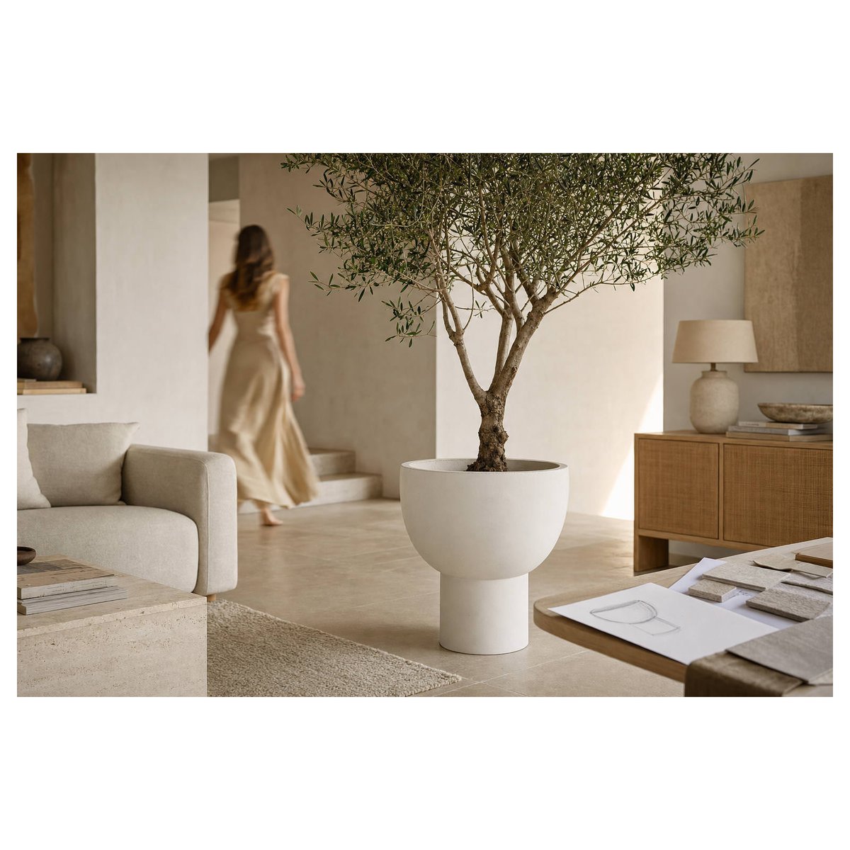 Cache-pot en ciment sur pied blanc, RECOLLECTION
