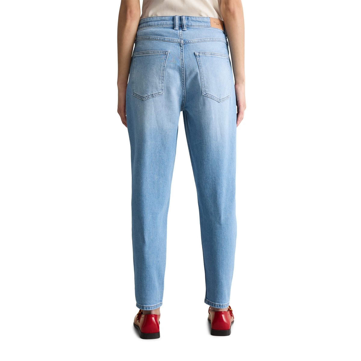 Jeans modèle Freja boyfriend ankle-length en mélange de coton organique et de lyocell bleu clair, MARC O’POLO DENIM