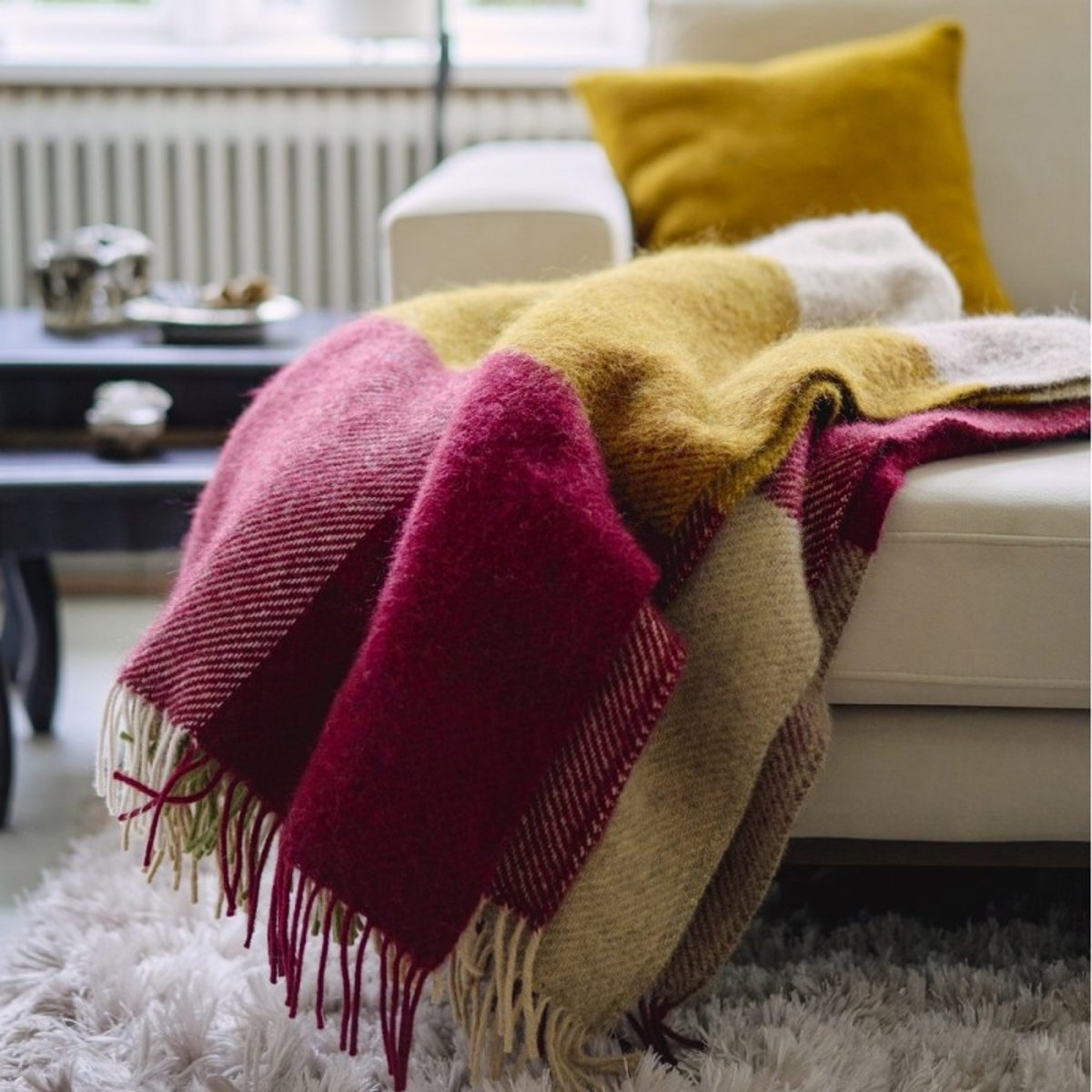Plaid laine agneau carreaux GOTLAND CHECK rouge bordeaux, KLIPPAN