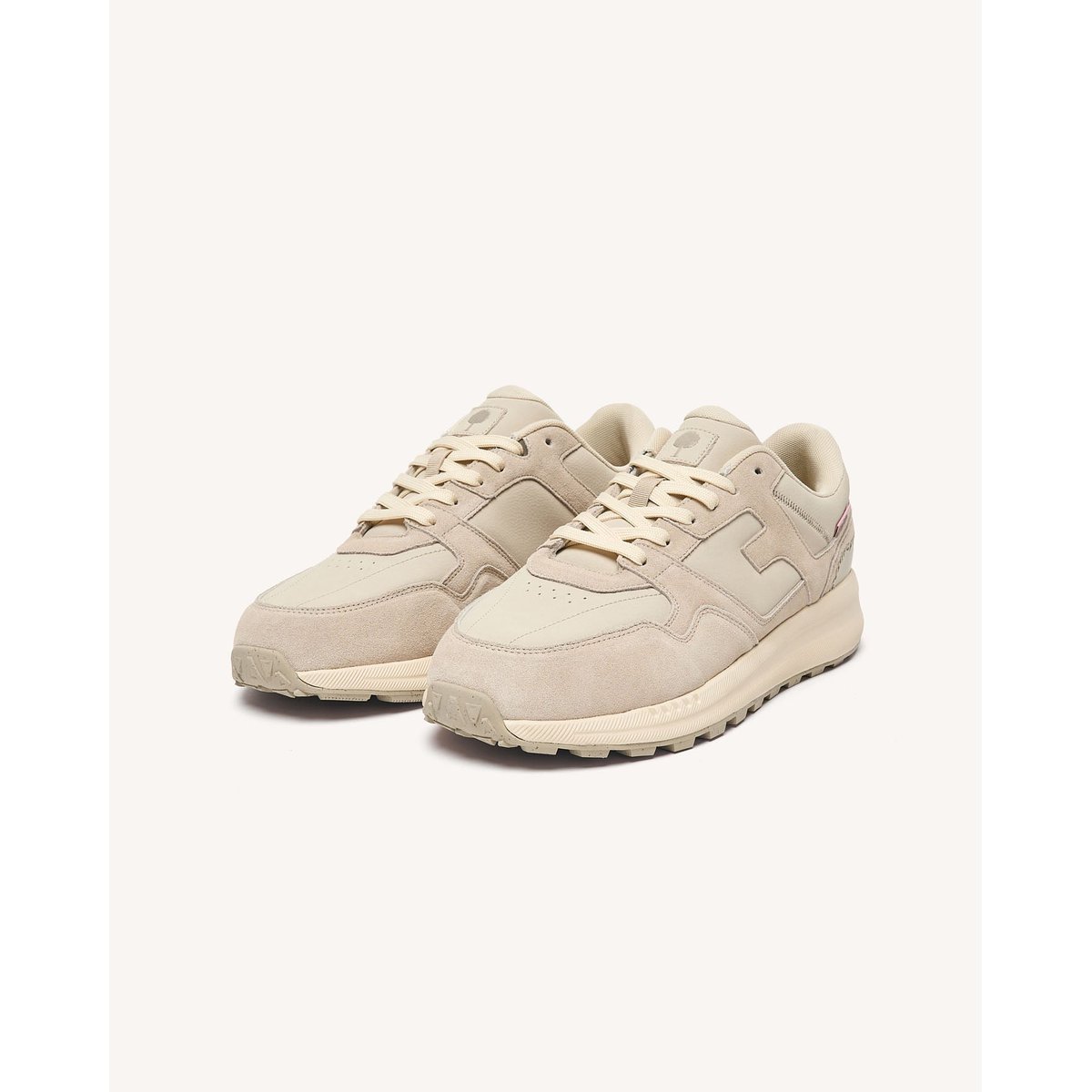 Baskets running en cuir gris clair, FAGUO