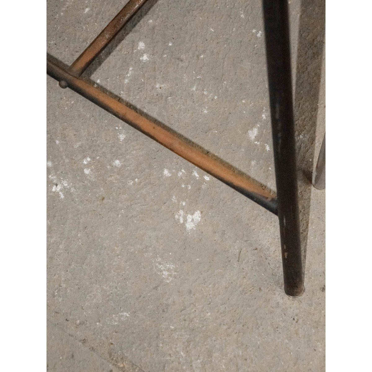 Bureau en bois Yvan N°460 - Bon état bois, DEBONGOUT