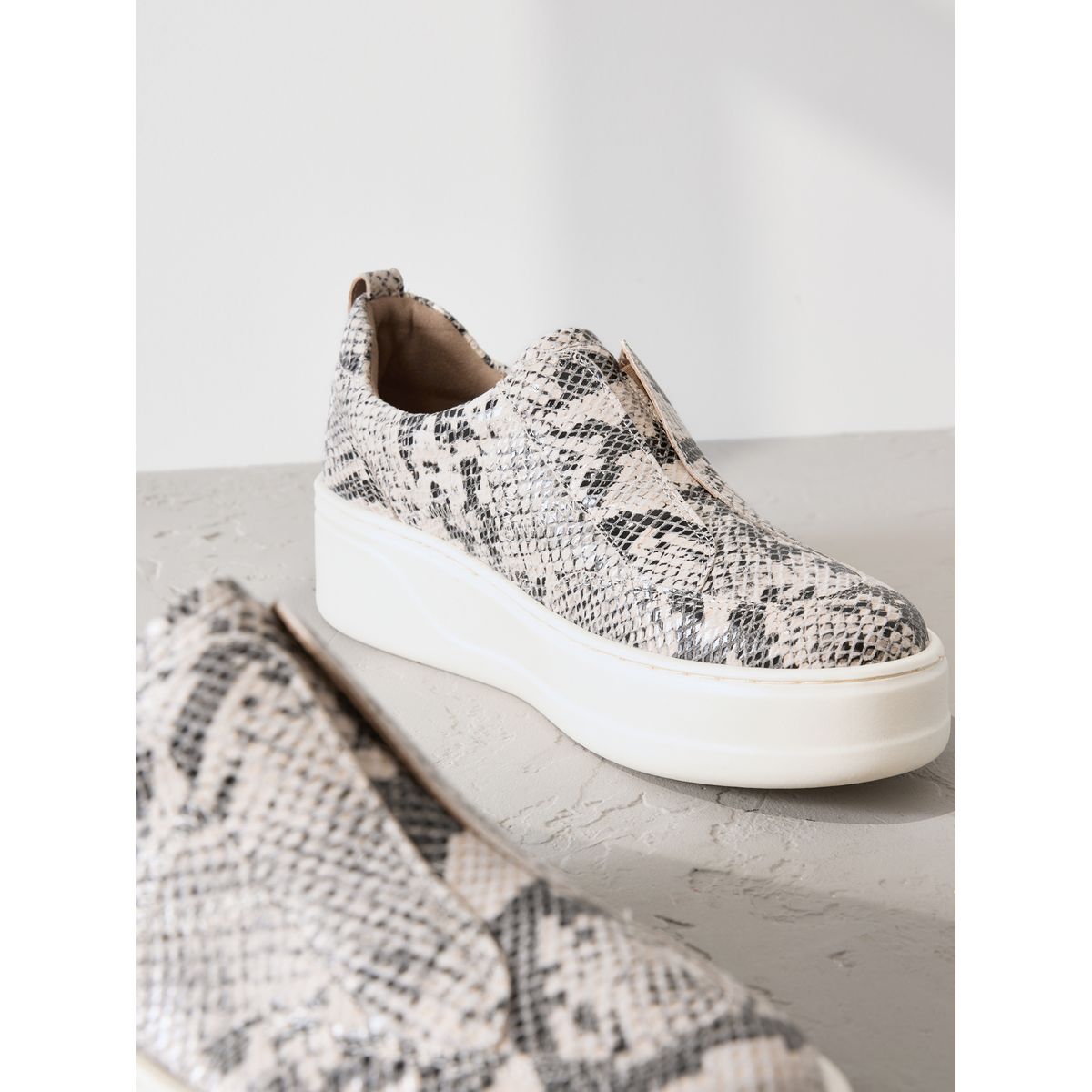 Baskets chunky en cuir Signature serpent, NEXT