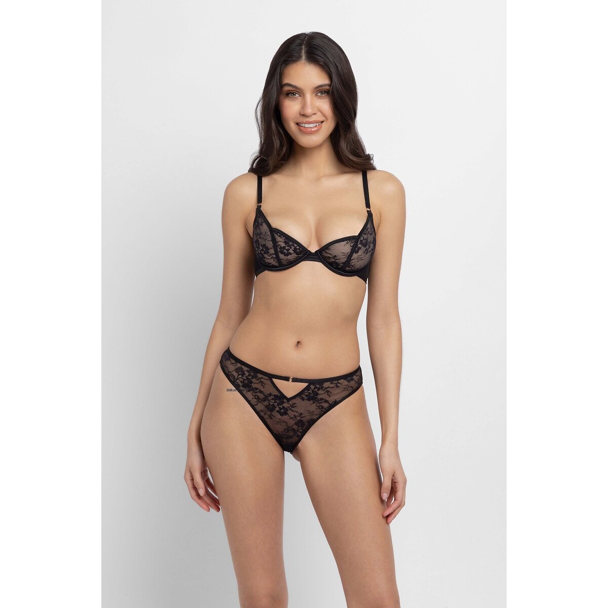 Soutien-gorge AMAR ALLOVER LACE noir, DORINA