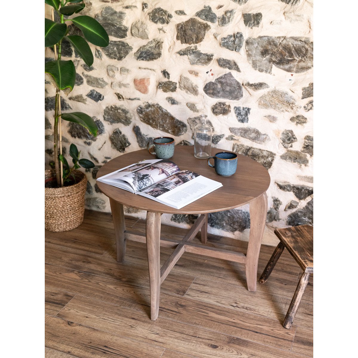 Table basse cirée en bois massif Donna N°995 - Bon état bois foncé, DEBONGOUT