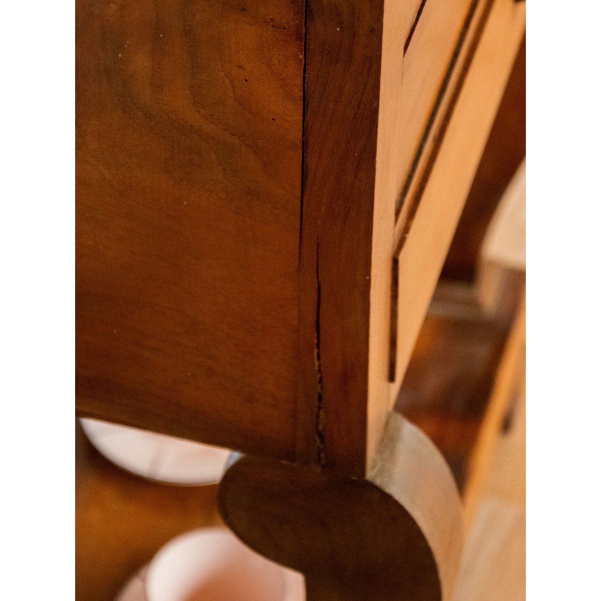 Meuble d'appoint en bois  Francine N°605 - Bon état bois foncé, DEBONGOUT