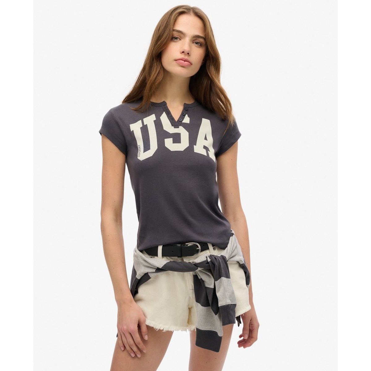 T-shirt à motif et encolure crantée Athletic Essentials anthracite, SUPERDRY