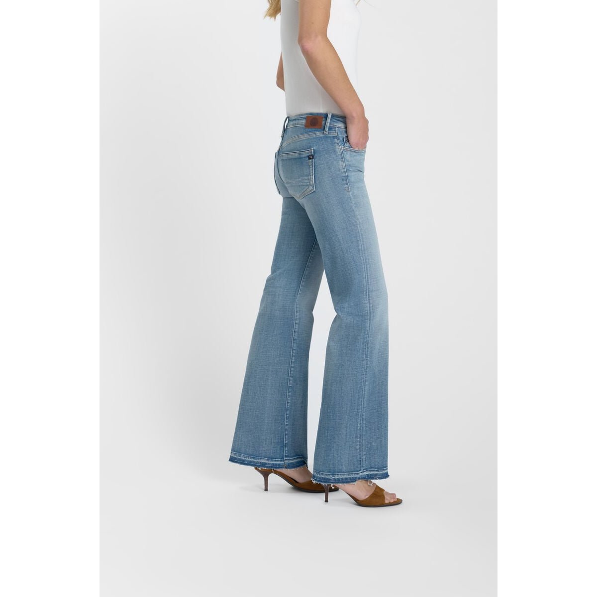 Jeans flare , longueur 34 blue, LE TEMPS DES CERISES