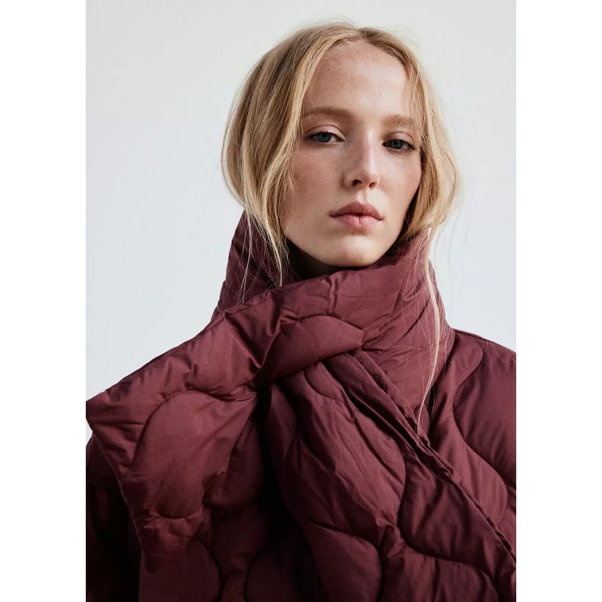 Anorak matelassé avec cache-cou amovible grenat, MANGO
