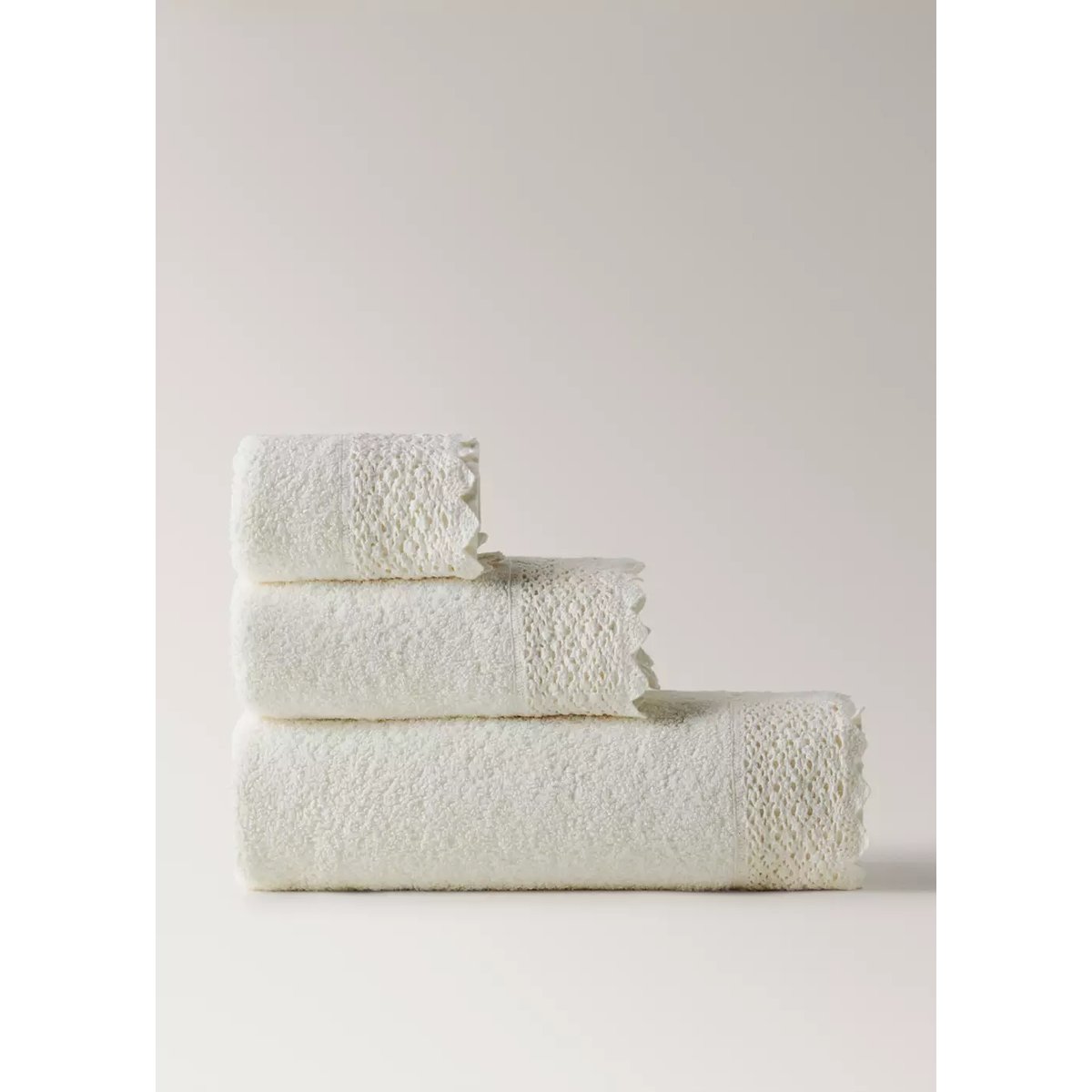 Drap de bain 100 % coton dentelle écru, MANGO HOME