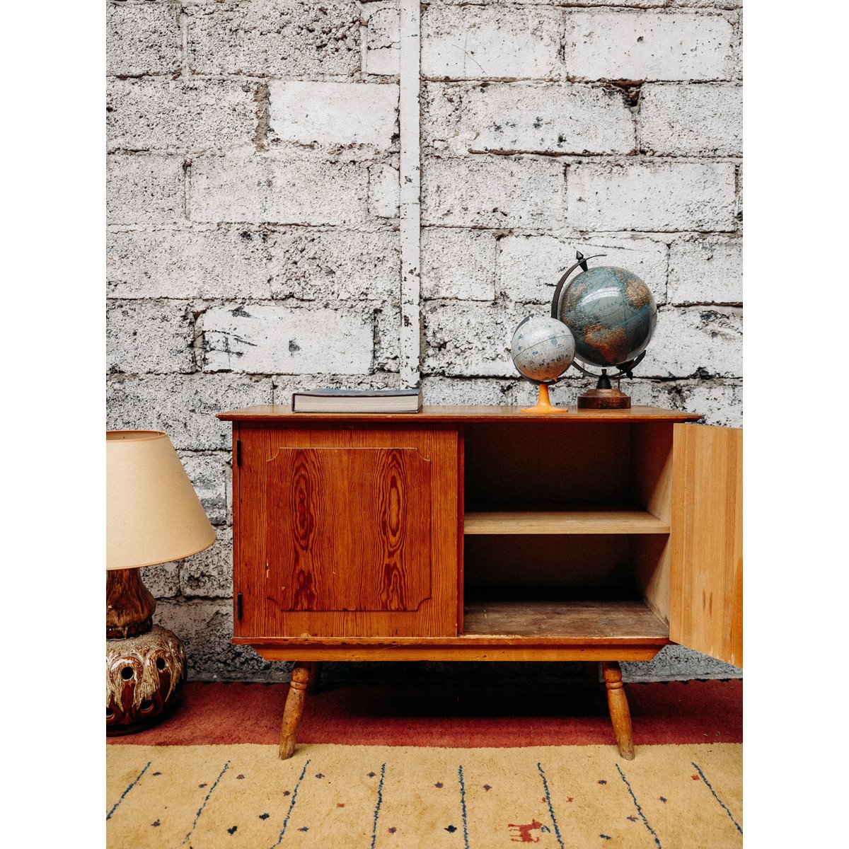 Buffet en bois Gilbert N°113 - Bon état bois, DEBONGOUT