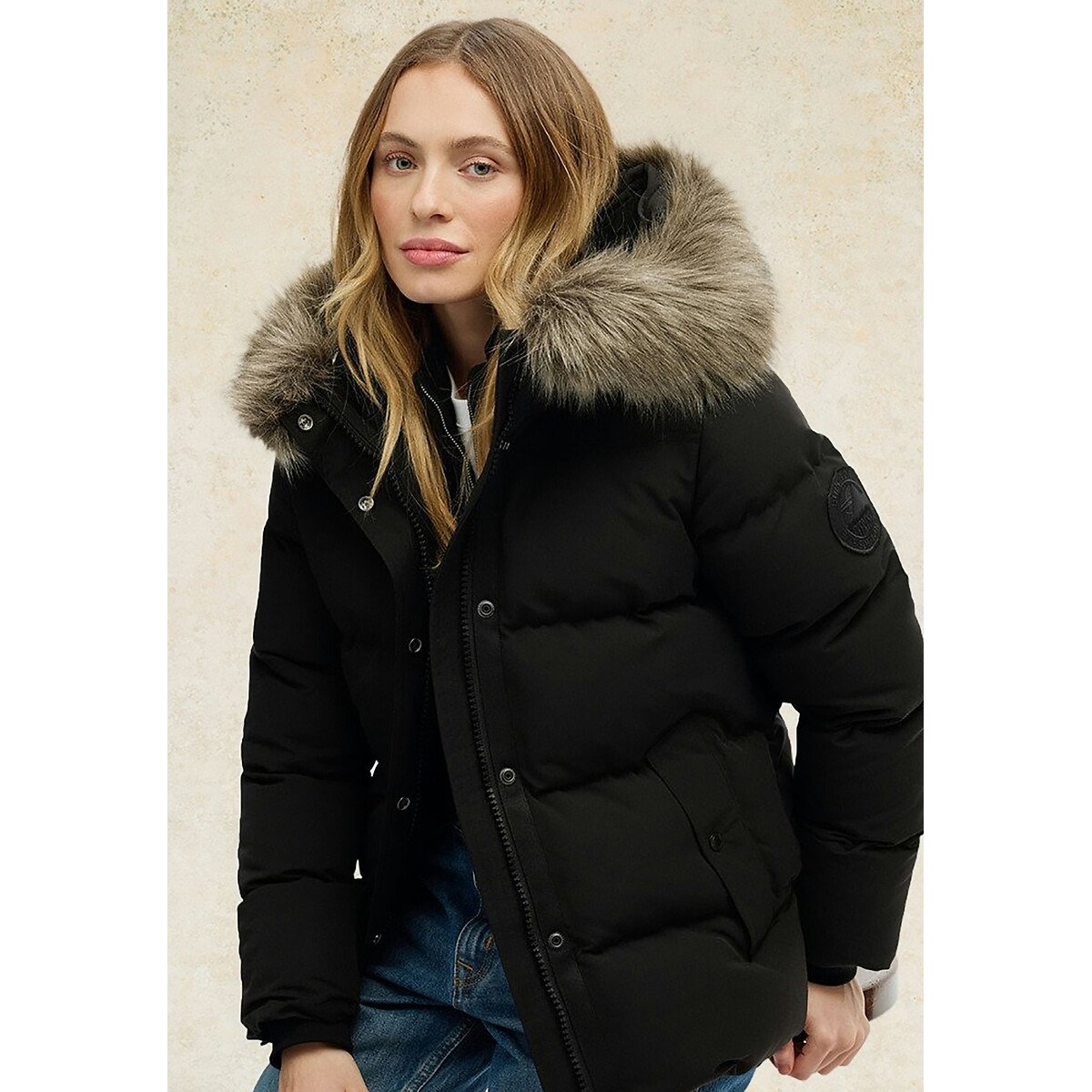 Doudoune courte à capuche en imitation fourrure noir, SUPERDRY