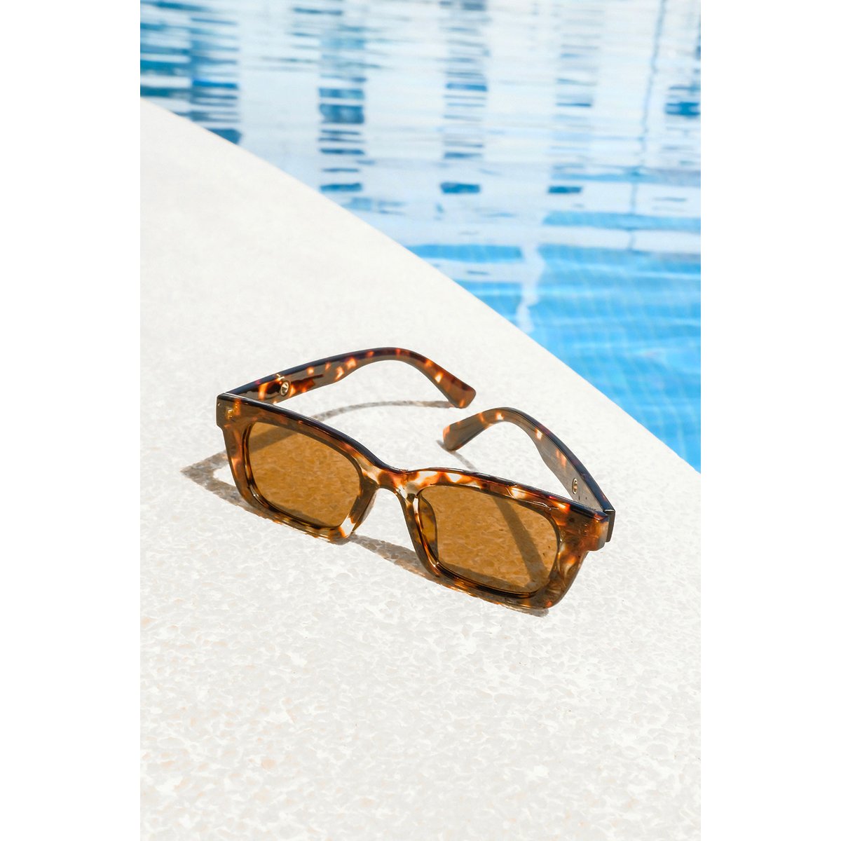 Tableau lunette au bord de l'eau tableau alu dibond, HEXOA