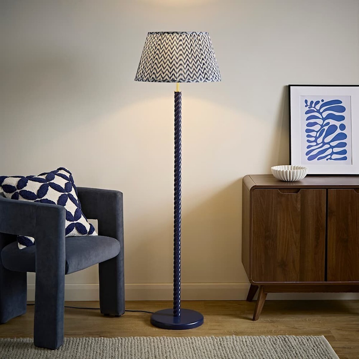 Amalia Twist Floor Lamp with Chevron Taper Shade navy blue, SO'HOME