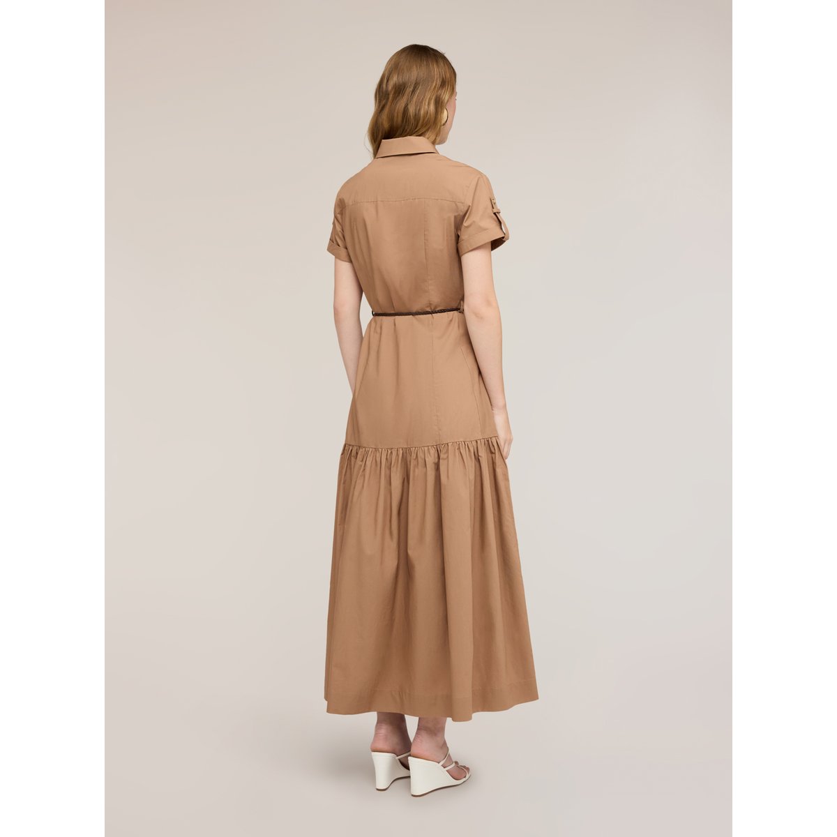 Robe chemise longue. beige, MOTIVI