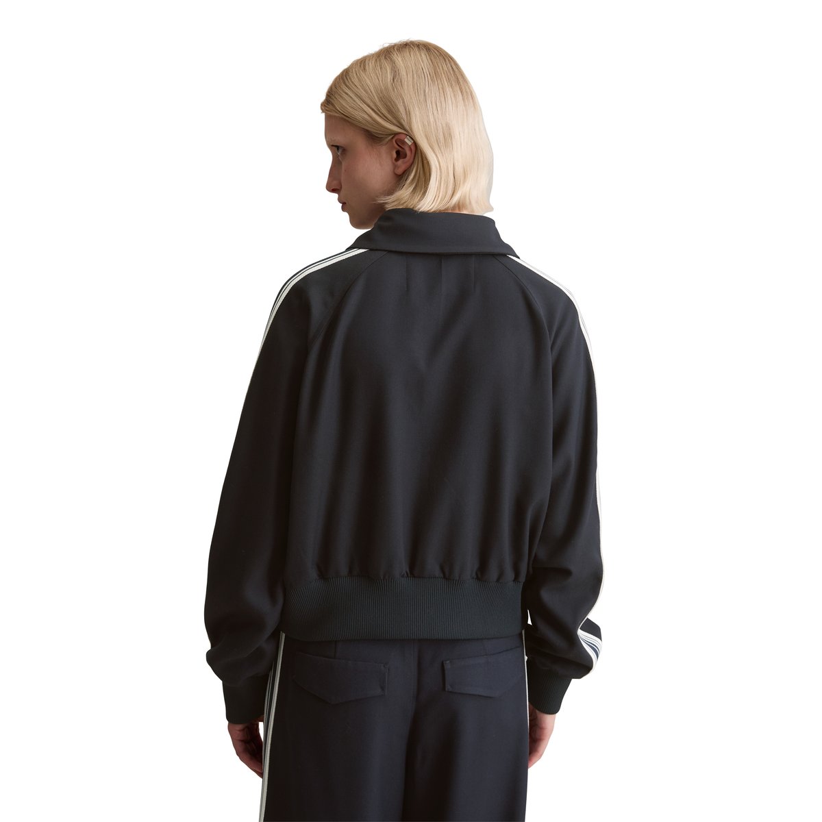 Blouson en sergé relaxed cropped avec LENZING™ ECOVERO™ bleu foncé, MARC O’POLO DENIM