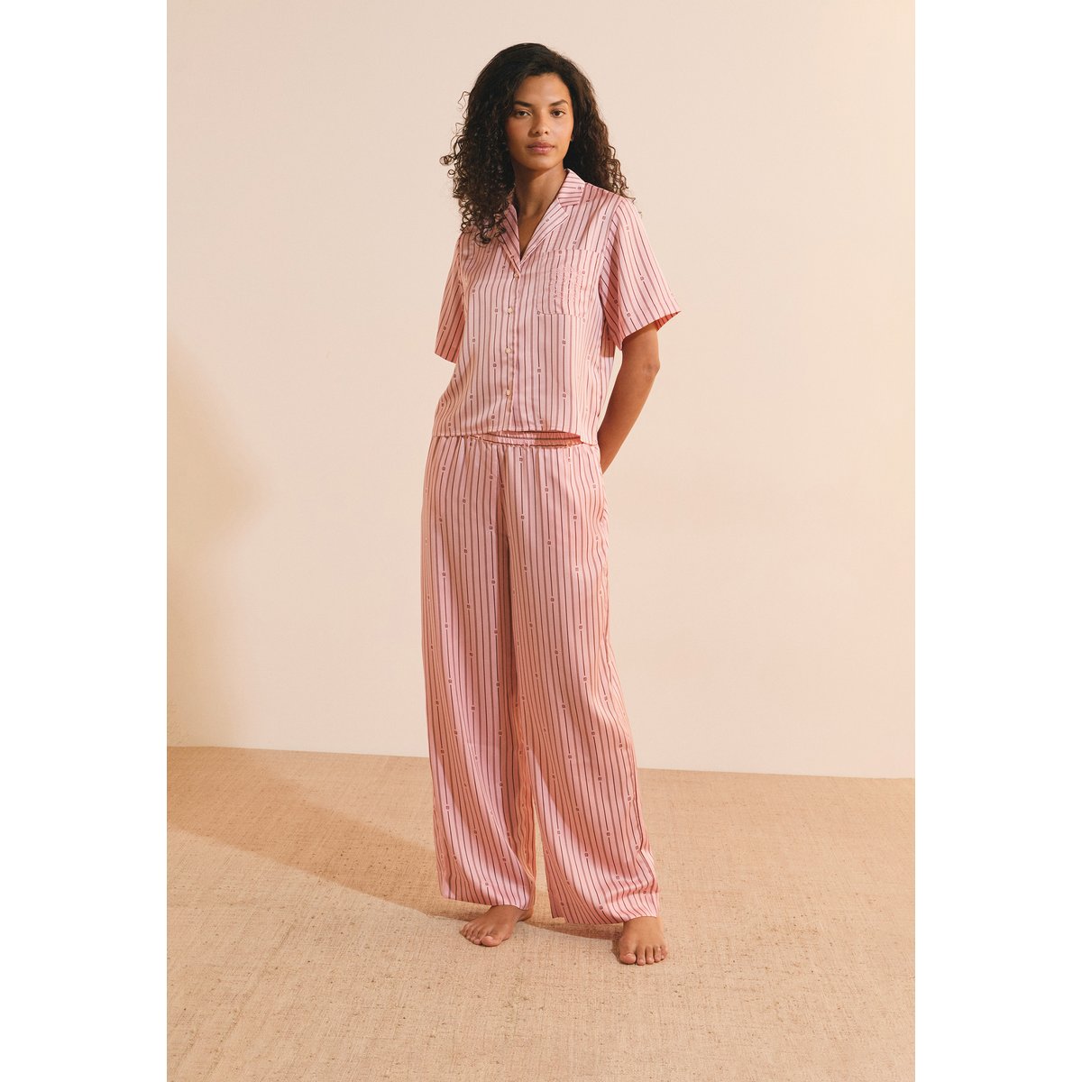 Chemise de pyjama à rayures satinée RUMI rose, ETAM