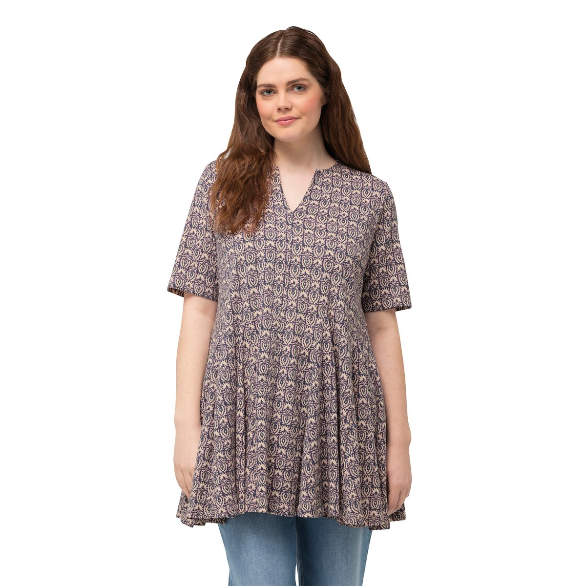 Long t-shirt à plis godet. Col tunisien et rose, ULLA POPKEN