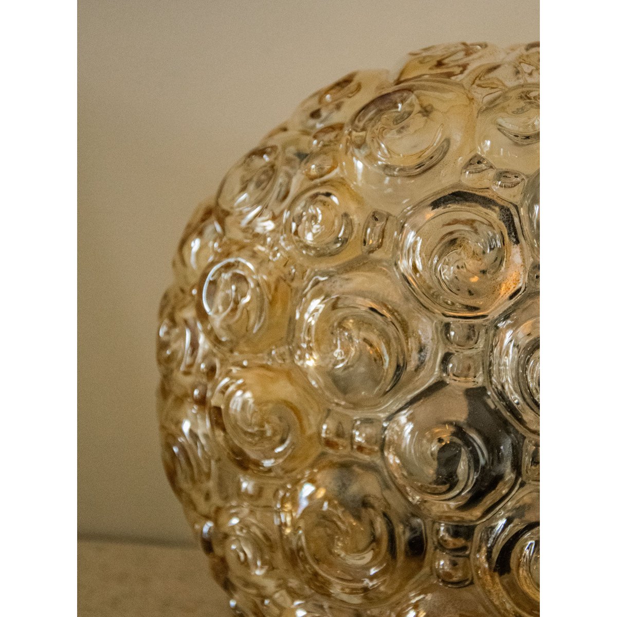 Applique en verre fumé orange Suzette N°123 - Bon état jaune, DEBONGOUT