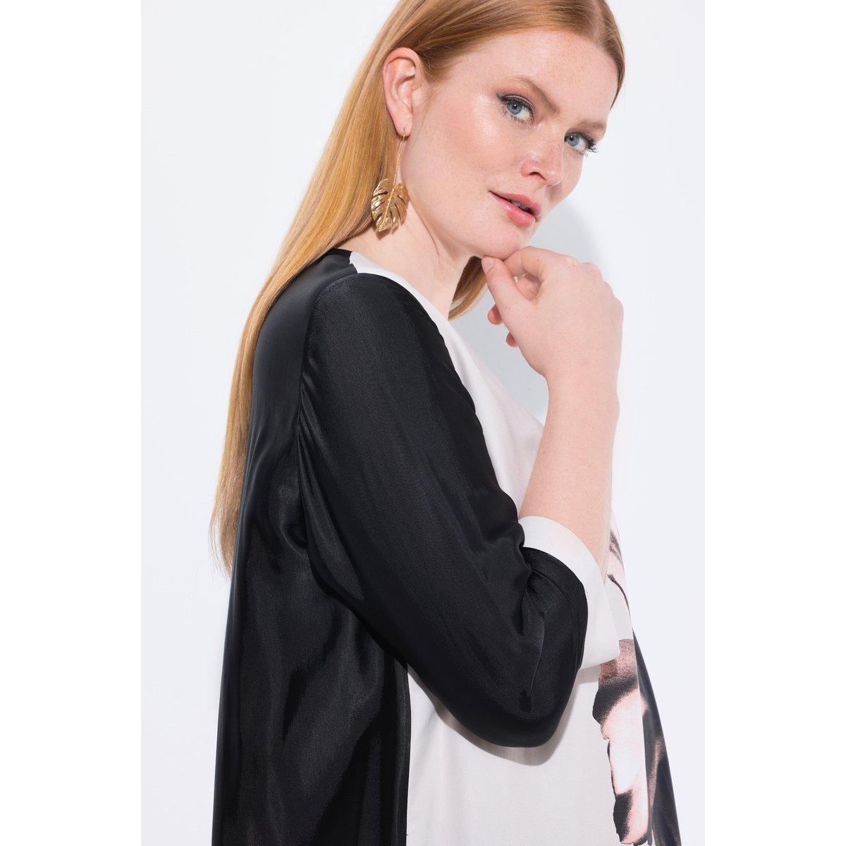 Tunique à décolleté en V et manches 3/4 noir, ULLA POPKEN
