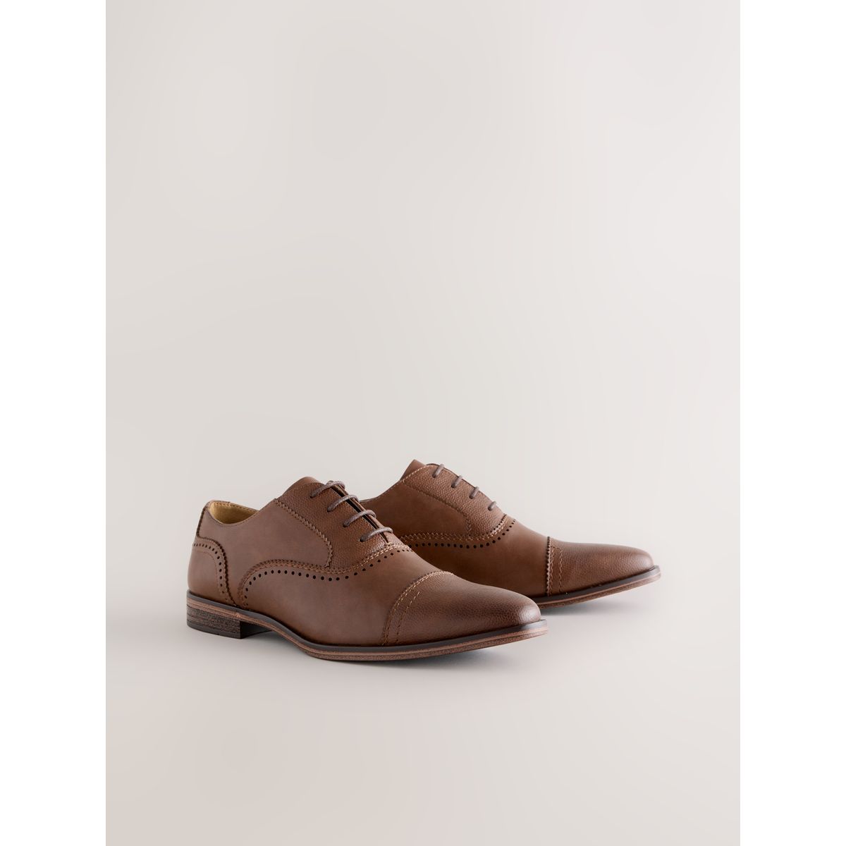 Chaussures oxford à bout rapporté marron, NEXT