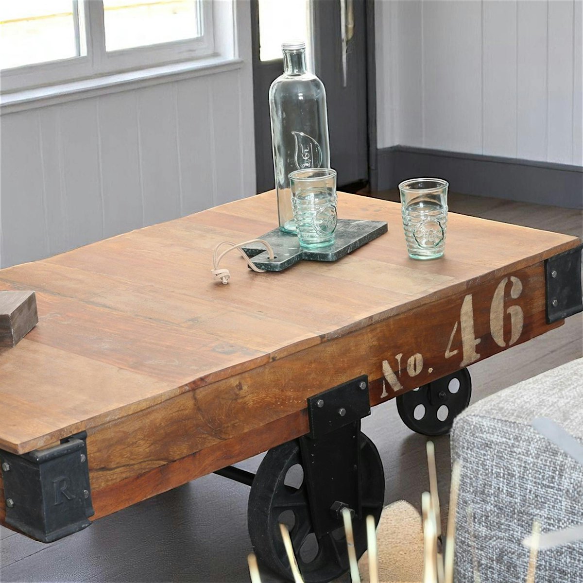 Table basse à roulettes style industriel bois recyclé et métal vintage 120x70cm LEEDS bois naturel, PIER IMPORT