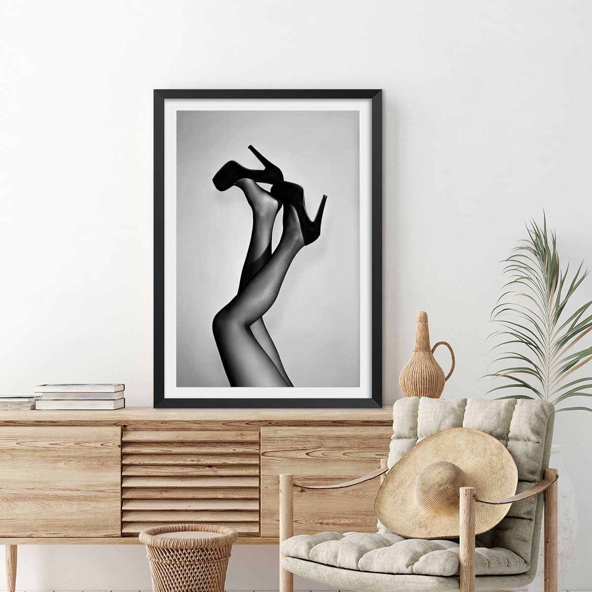 Affiche photographie talons de velours affiche + cadre en bois - noir, HEXOA