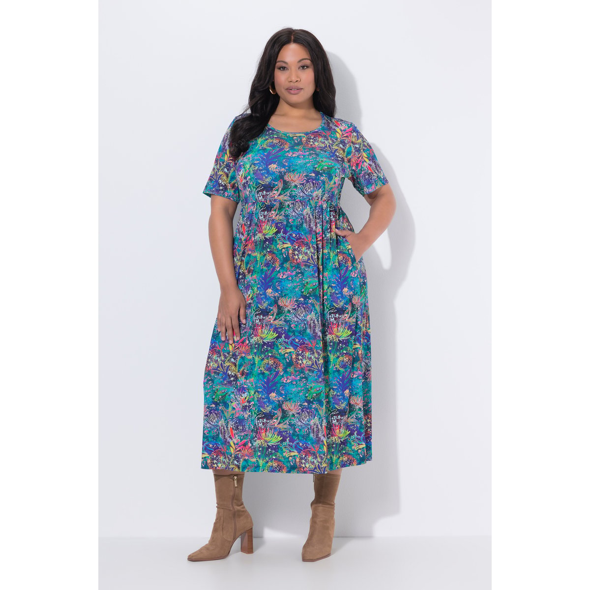 Robe maxi coupe évasée, poches bleu azur, ULLA POPKEN