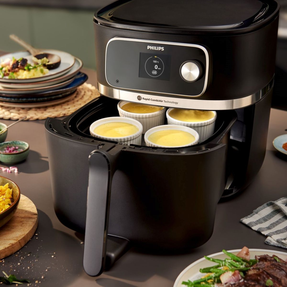 Airfryer HD9880/90 friteuse sans huile connectée Noir, Série 5000 8.3L couleur unique, PHILIPS