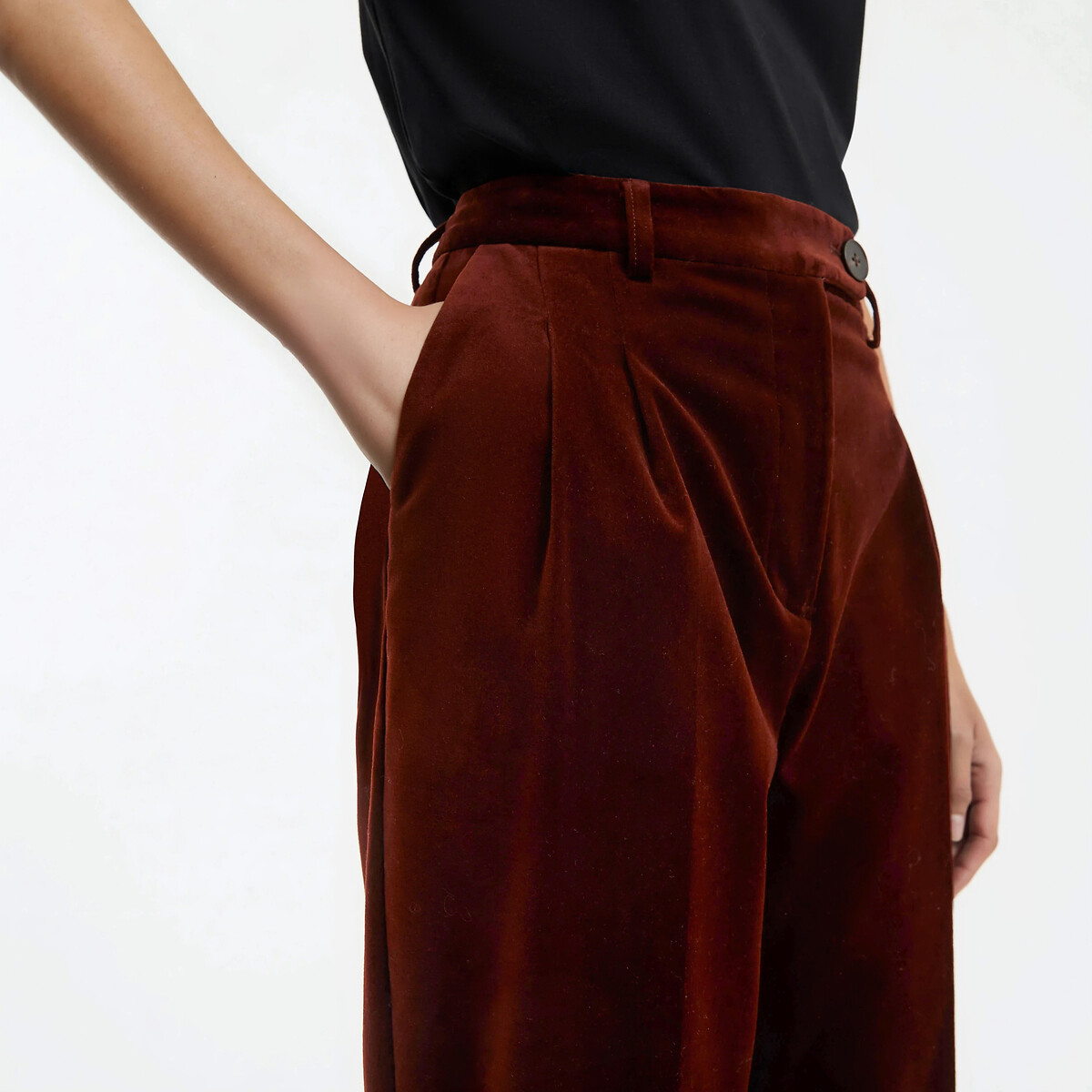 Pleat Front Cigarette Trousers in Smooth Velour hazel brown, LA REDOUTE COLLECTIONS