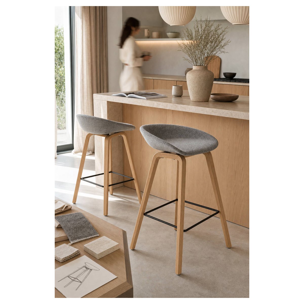 Tabouret haut en hêtre et tissu naturel et gris, RECOLLECTION