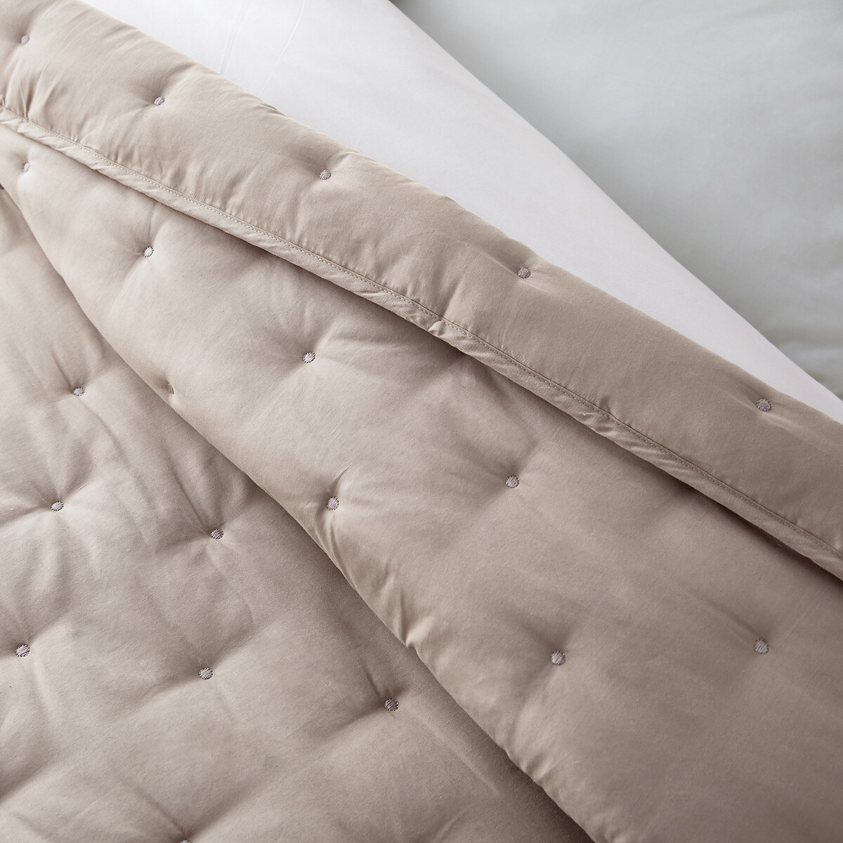 Couvre lit boutis matelassé brodé, Aéri beige taupe clair/galet, LA REDOUTE INTERIEURS