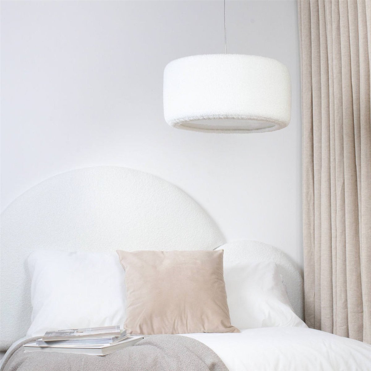 Suspension ronde en tissu peluche chambre enfant Cloud blanc nuage doux peluche, BPS KONCEPT