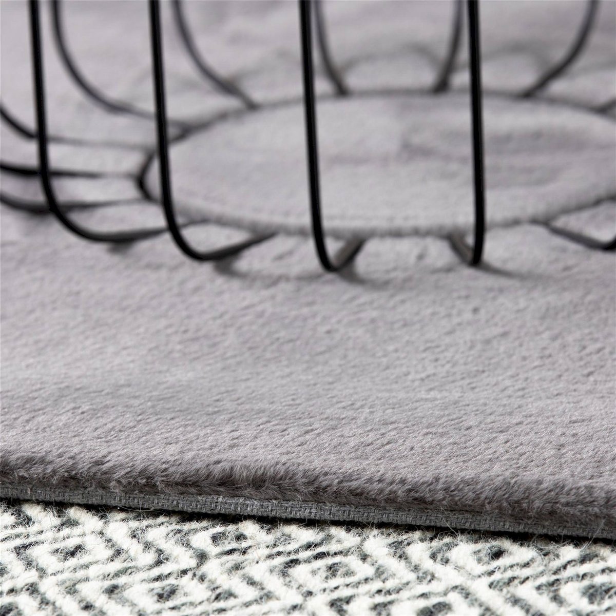 Tapis carré tufté main, Chaplin gris argent clair uni, ARTE ESPINA
