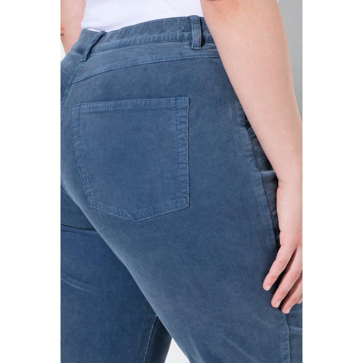 Pantalon en velours côtelé extensible bleu, ULLA POPKEN