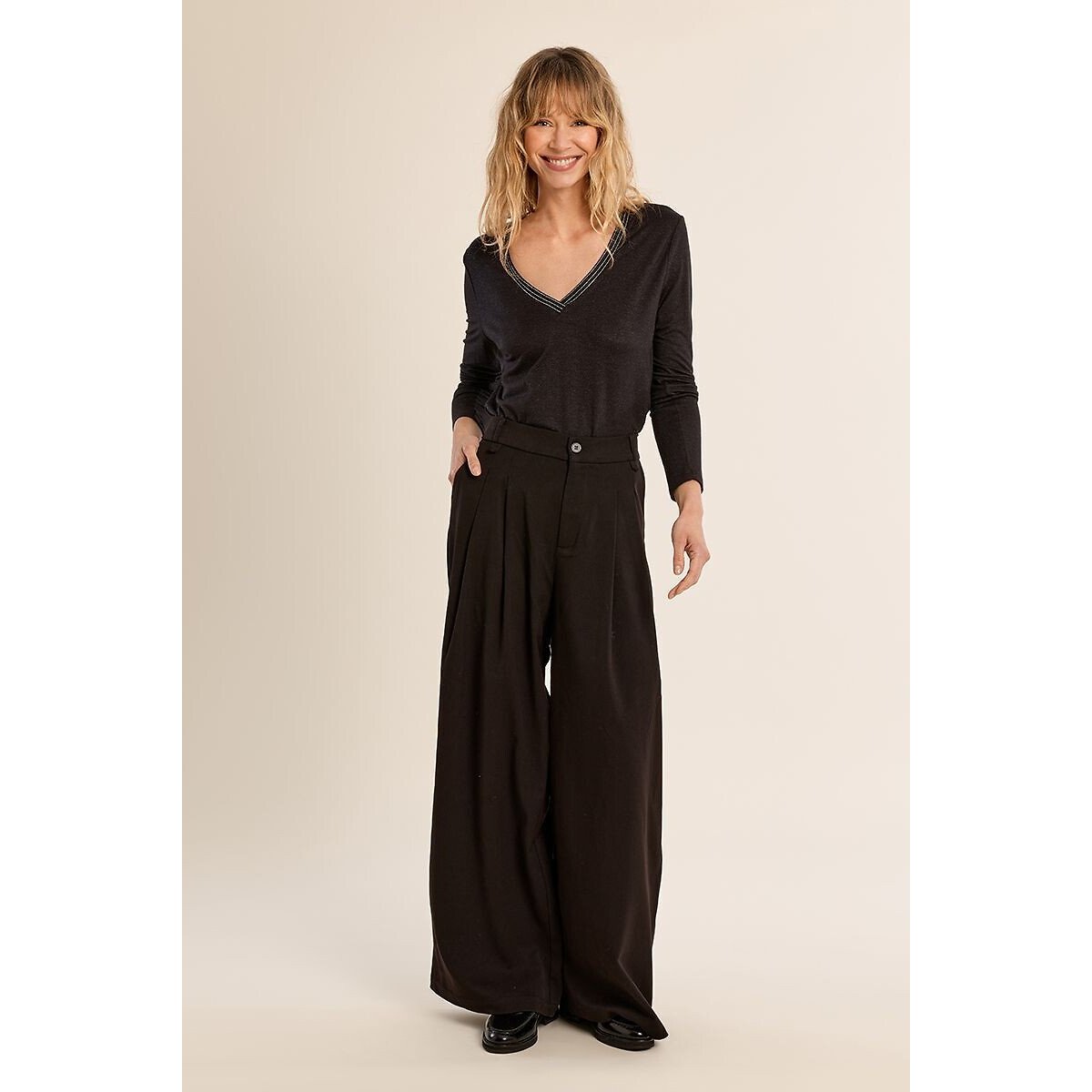T-shirt scollo a V con maniche lunghe nero , MOLLY BRACKEN
