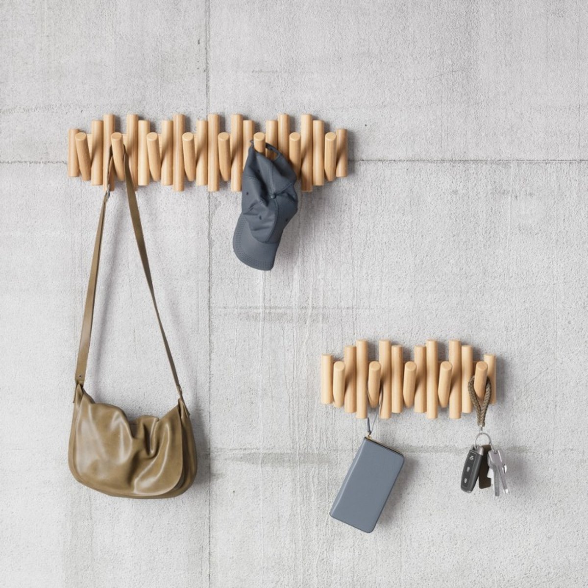 Grand portemanteau mural bois  PICKET bois clair, UMBRA