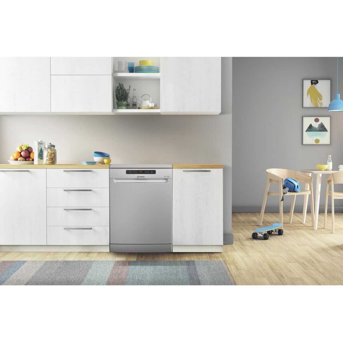 Lave vaisselle 60 cm I3FD654S couleur unique, INDESIT