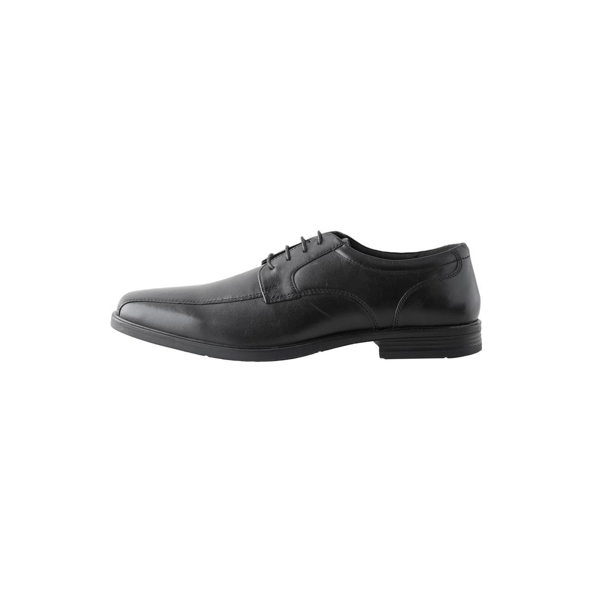 Chaussures fines avec empiècement noir, NEXT