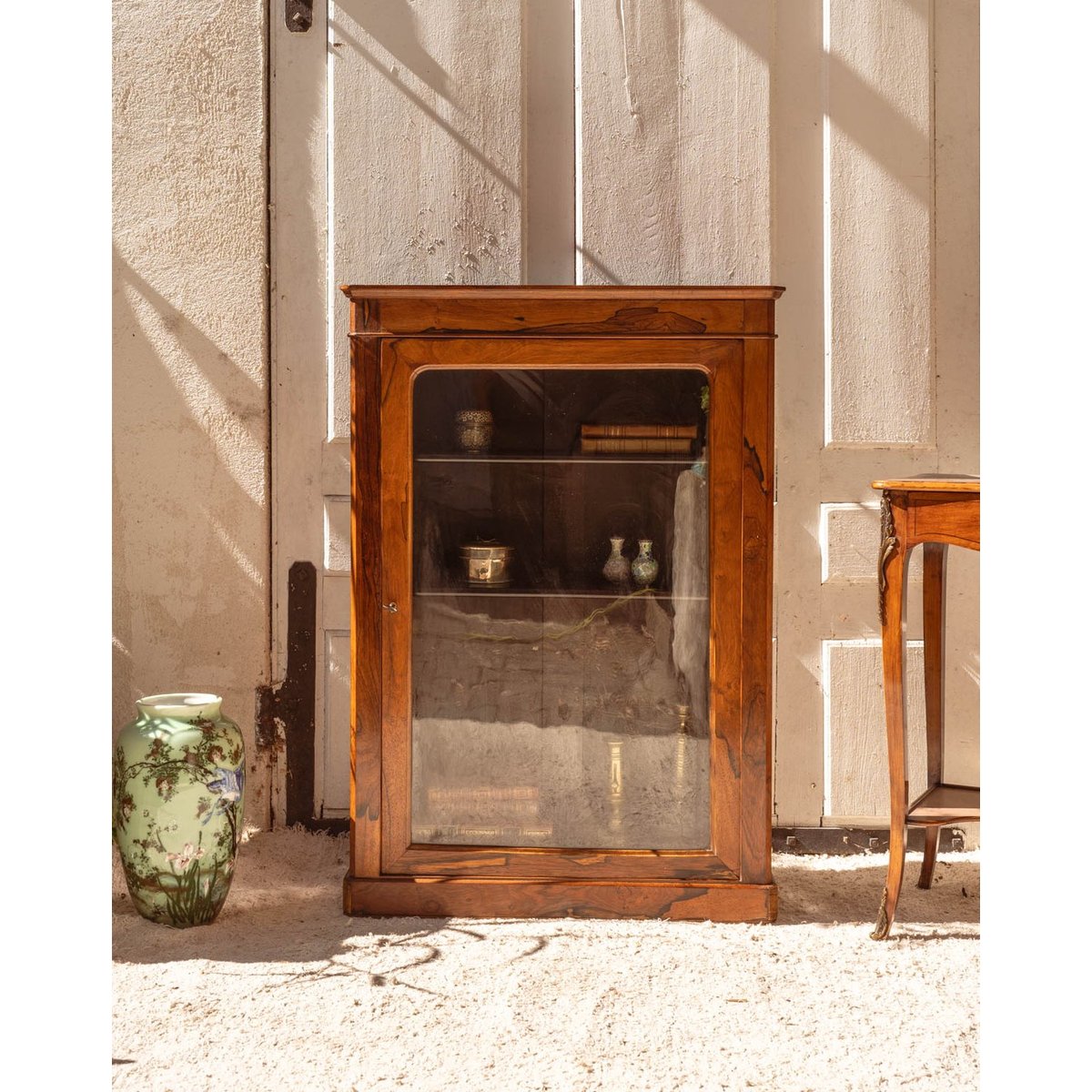 Vitrine en bois Victoria N°1302 - Bon état bois foncé, DEBONGOUT
