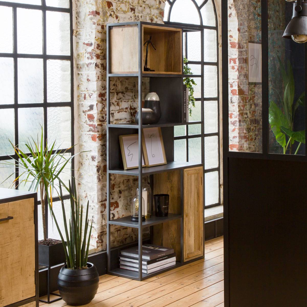 Bibliothèque en bois de manguier et métal LOCKER gris, MADE IN MEUBLES