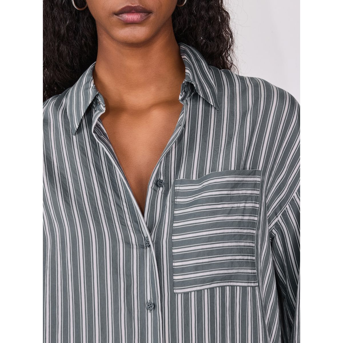 Chemise manches longues oversize à rayures gris ardoise/blanc, NEXT