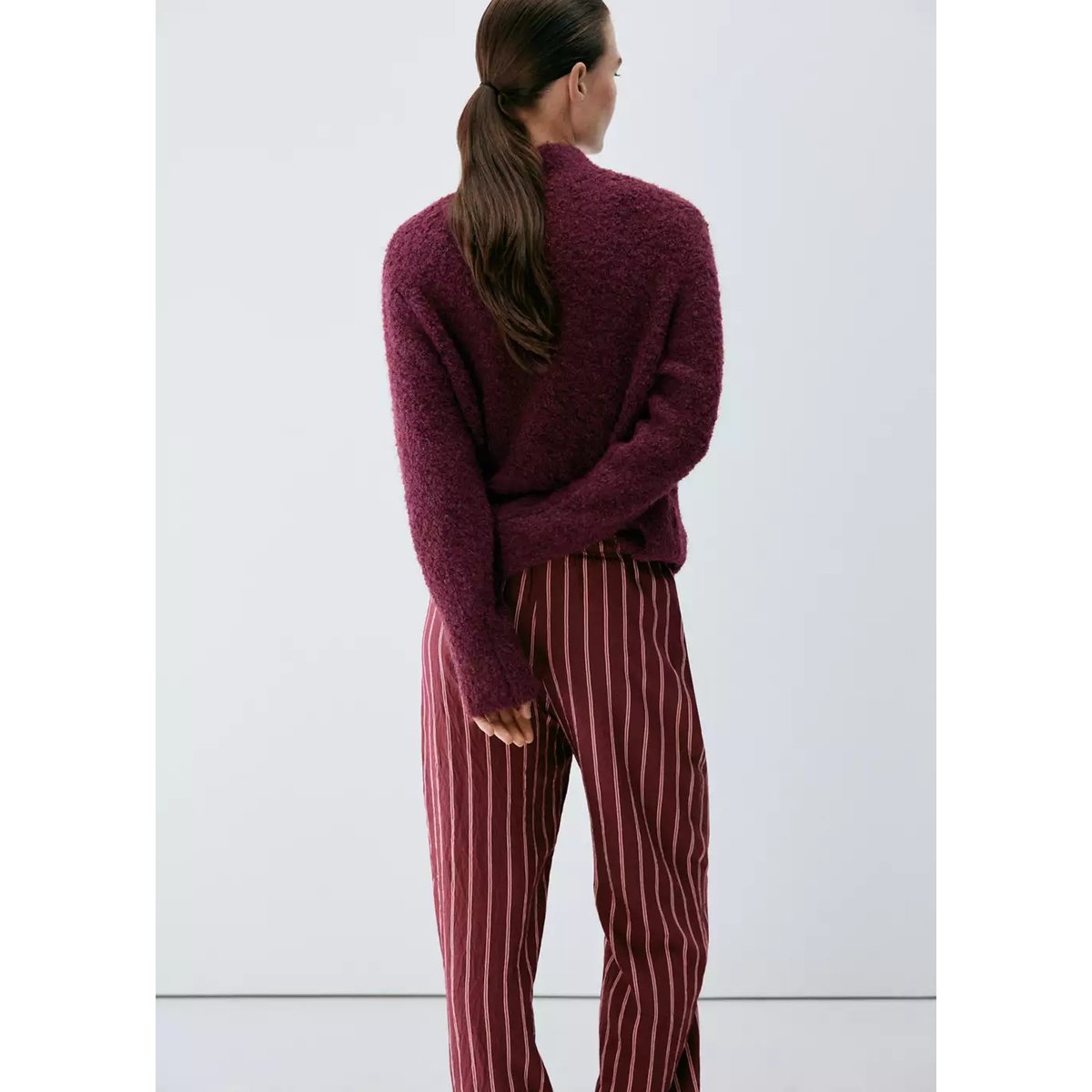 Pull-over tissu bouclé laine bordeaux, MANGO