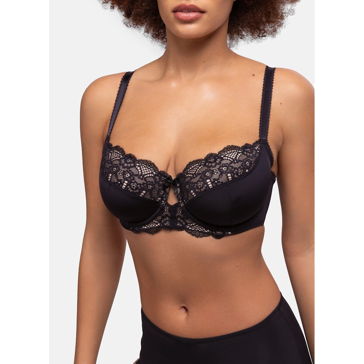 Soutien-gorge emboîtant CÉLINE noir, DORINA
