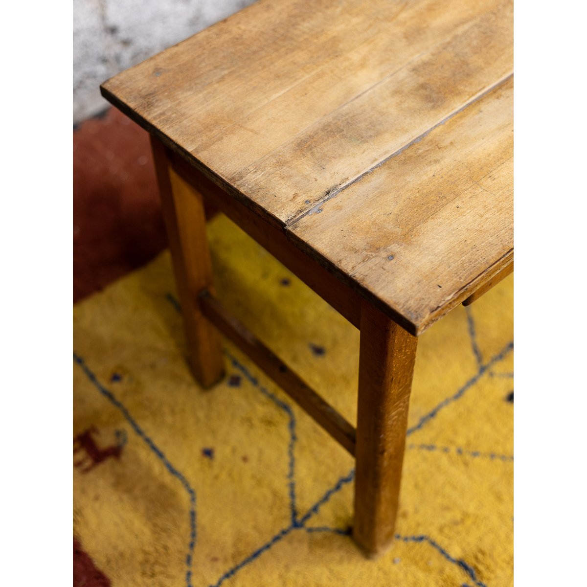 Bureau pour enfant en bois Edouard N°1122 - Bon état bois clair, DEBONGOUT