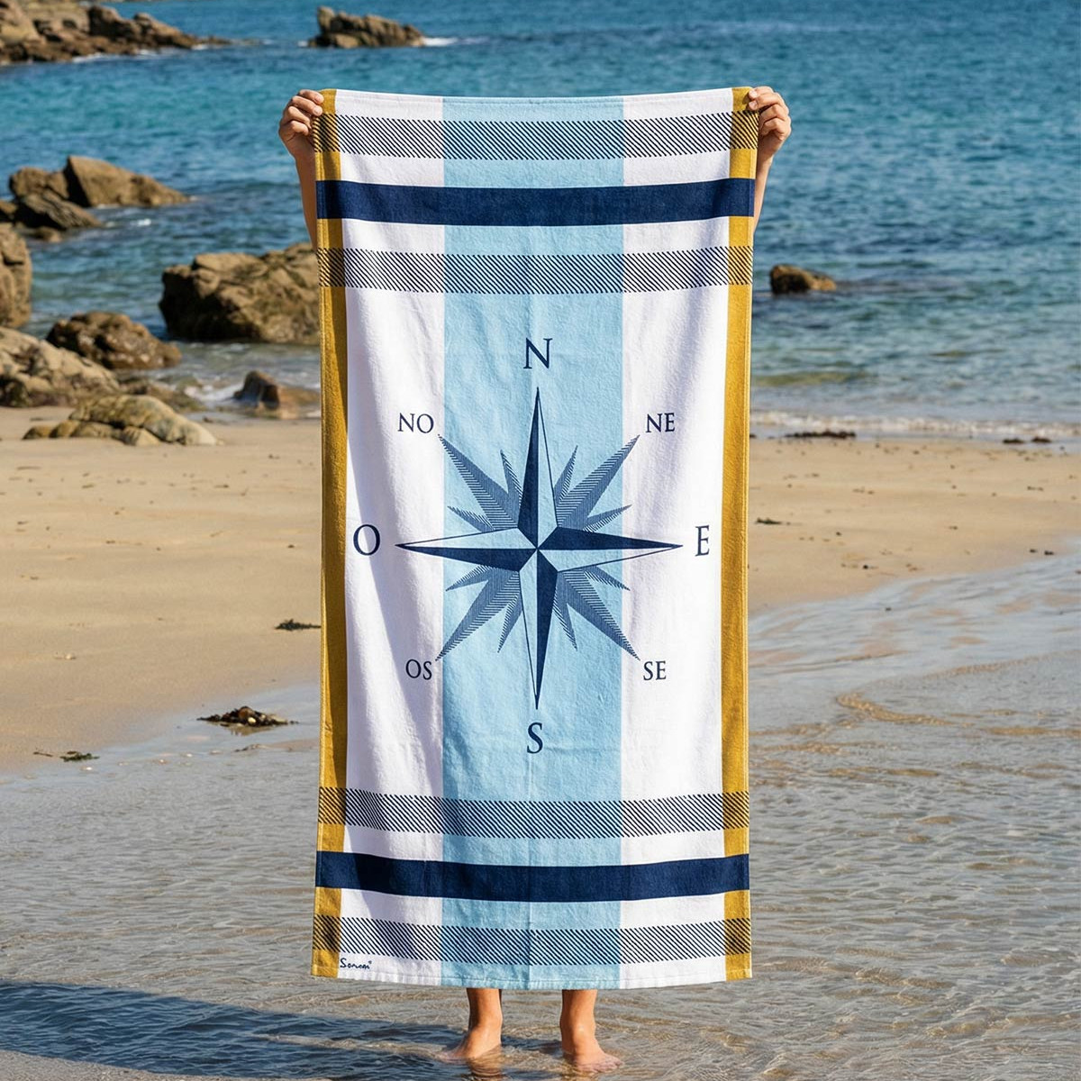 Serviette de plage velours 100x180 cm ROSE DES VENTS bleu nuit, SENSEI MAISON