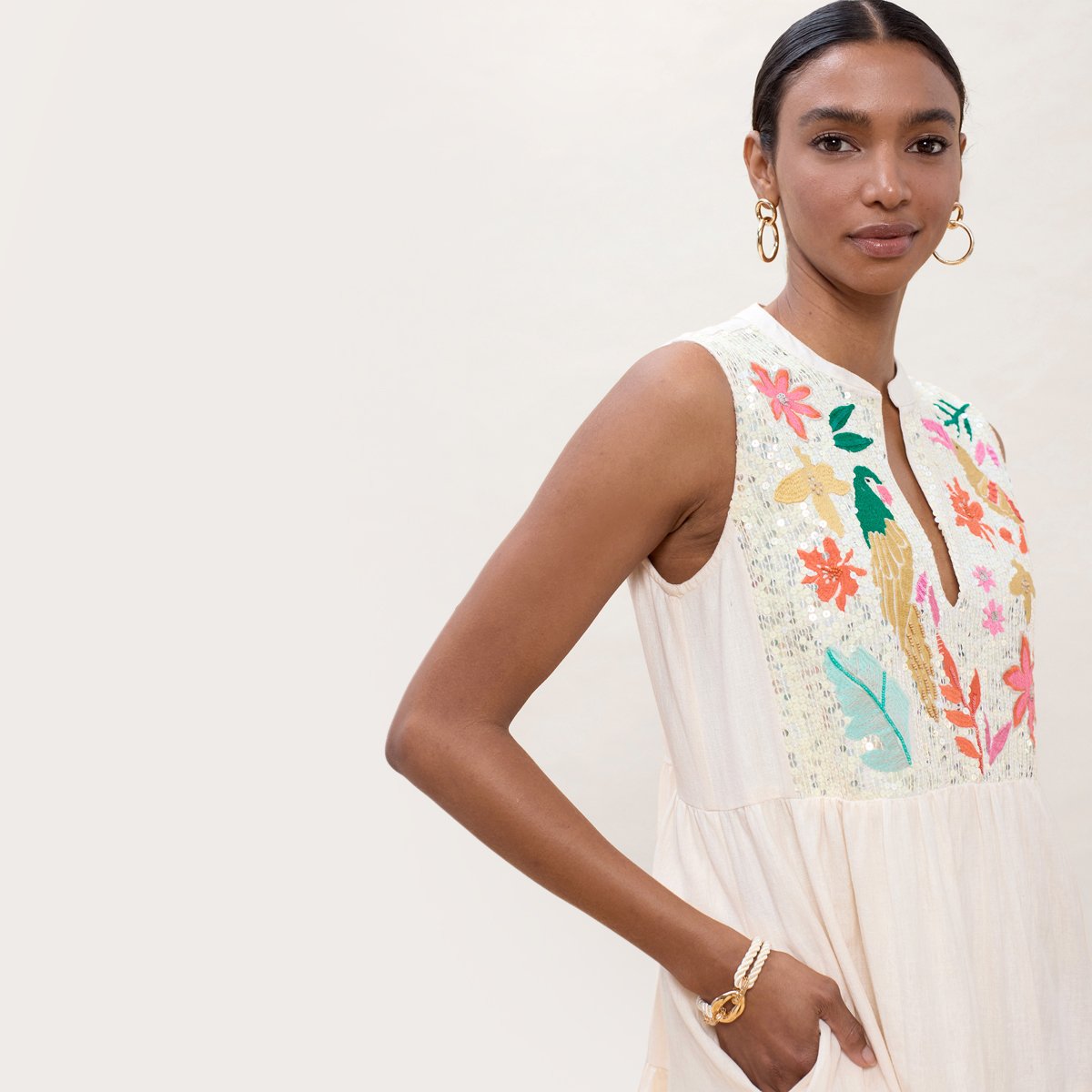 Robe longue fluide brodée à col mao ecru, LOLA CASADEMUNT